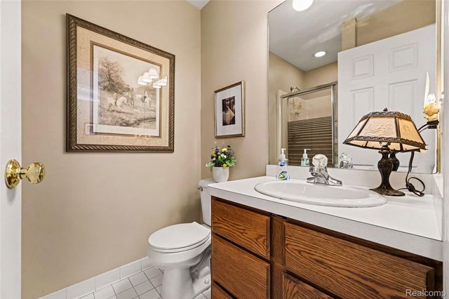 5169 Whipple Lake Road, Independence Charter Township, MI 48348