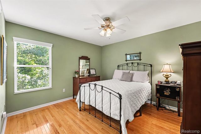 5169 Whipple Lake Road, Independence Charter Township, MI 48348