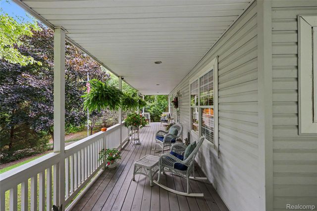 5169 Whipple Lake Road, Independence Charter Township, MI 48348