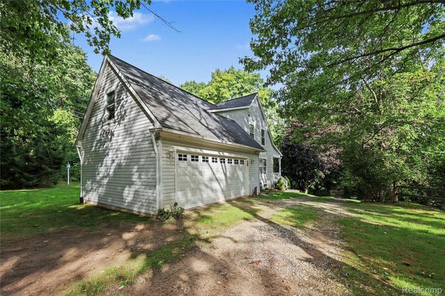 5169 Whipple Lake Road, Independence Charter Township, MI 48348