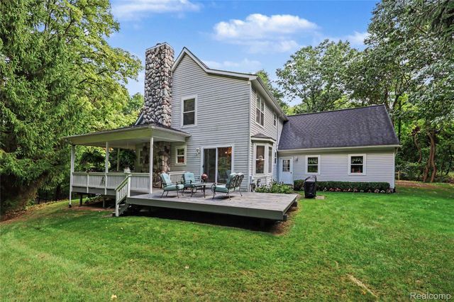 5169 Whipple Lake Road, Independence Charter Township, MI 48348