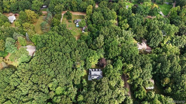 5169 Whipple Lake Road, Independence Charter Township, MI 48348