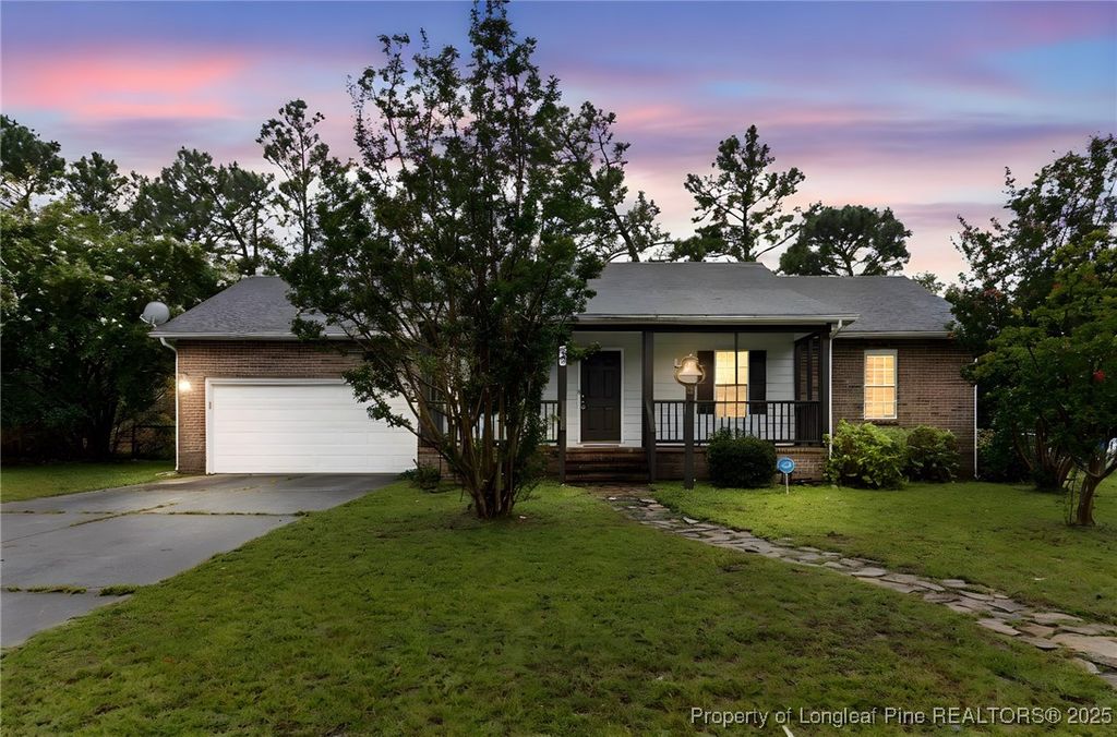 239 Heartwood Drive, Raeford, NC 28376