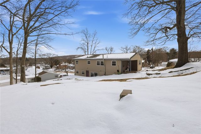 15 Anita Road, Johnston, RI 02919