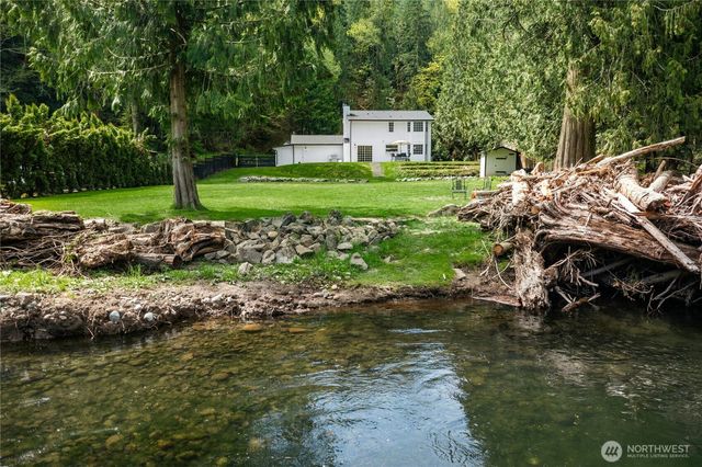 24424 249th Avenue SE, Maple Valley, WA 98038