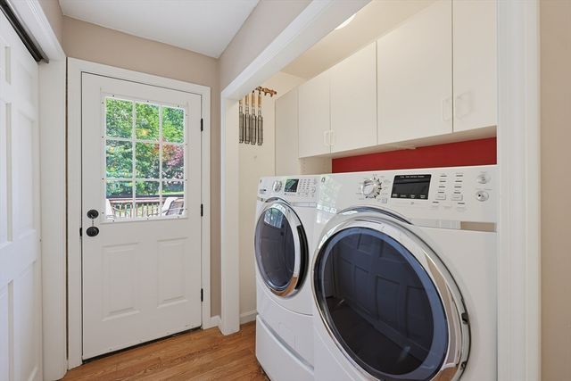 8 Turner Hill Road, Medfield, MA 02052
