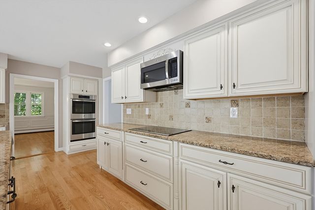 8 Turner Hill Road, Medfield, MA 02052