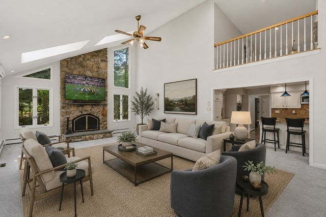 8 Turner Hill Road, Medfield, MA 02052