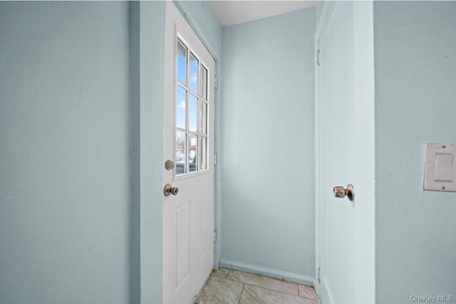 225 Windsor Parkway, Hempstead, NY 11550