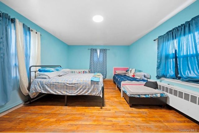 225 Windsor Parkway, Hempstead, NY 11550