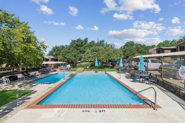 2505 Wedglea Drive 232, Dallas, TX 75211