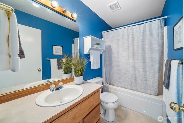 2202 Greenfield Court SE, Olympia, WA 98501