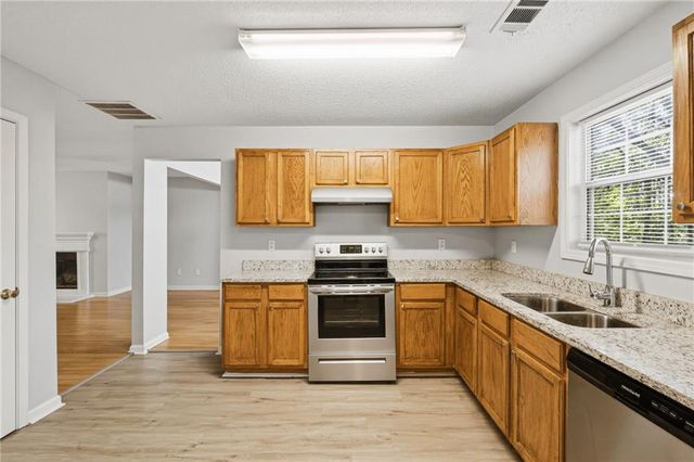 7078 Ravenwood Lane, Lithonia, GA 30038