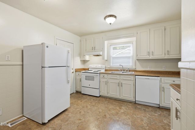 1711 Forest Road, Durham, NC 27705