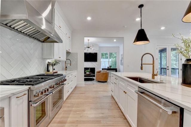 1370 Rumson Lane, Alpharetta, GA 30004