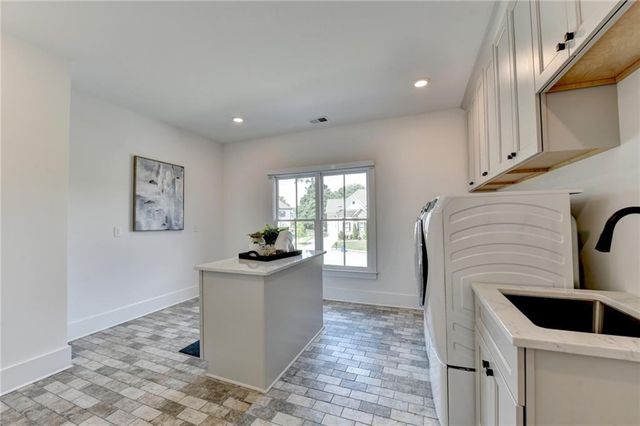 1370 Rumson Lane, Alpharetta, GA 30004