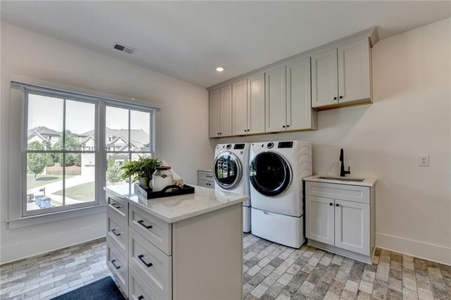 1370 Rumson Lane, Alpharetta, GA 30004