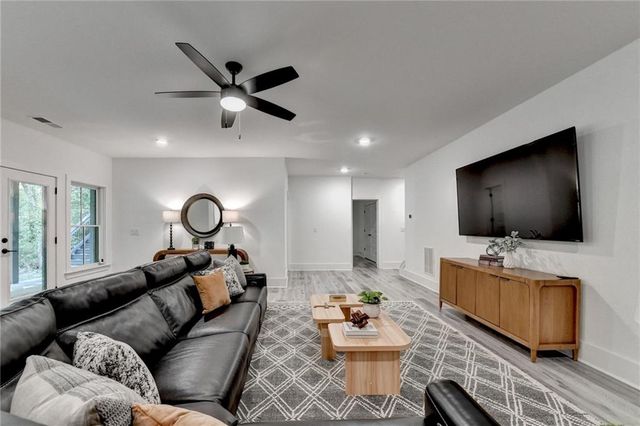 1370 Rumson Lane, Alpharetta, GA 30004