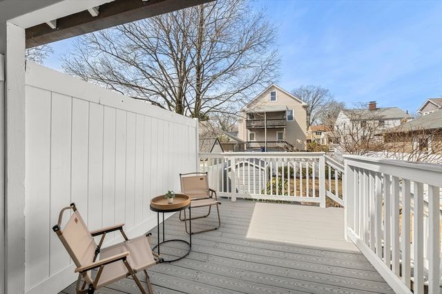 33 Bromfield Steet 33, Watertown, MA 02472