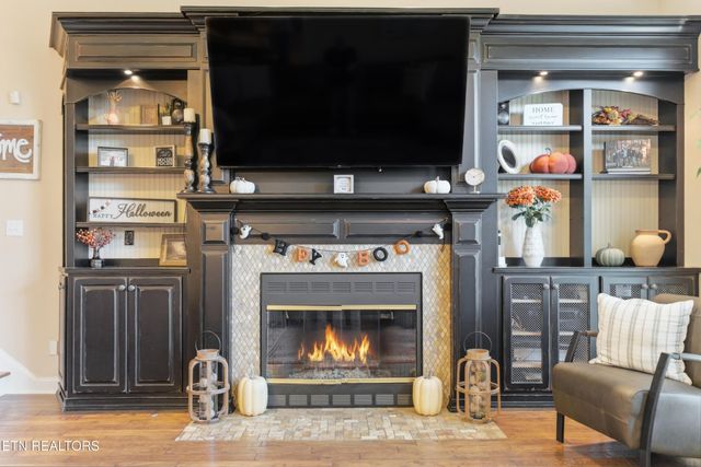 2800 Green Heron Blvd, Knoxville, TN 37938