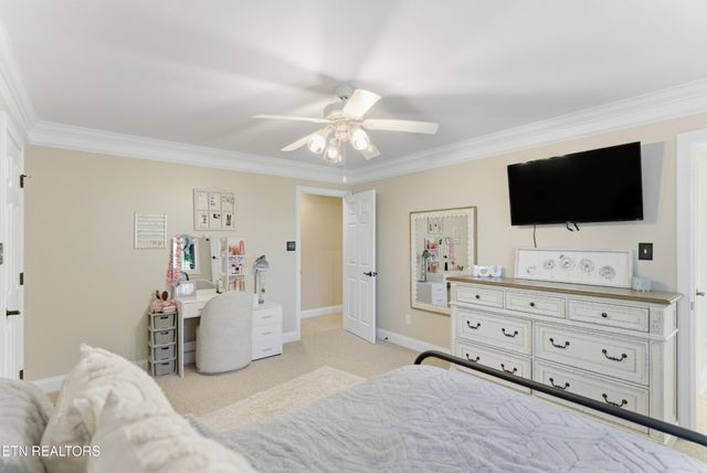 2800 Green Heron Blvd, Knoxville, TN 37938