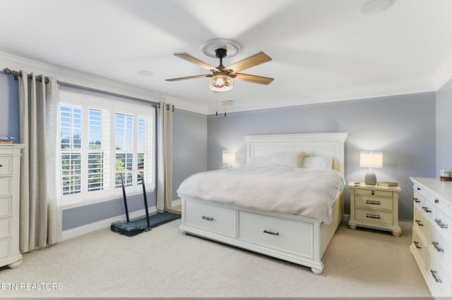 2800 Green Heron Blvd, Knoxville, TN 37938