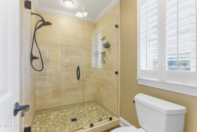 2800 Green Heron Blvd, Knoxville, TN 37938