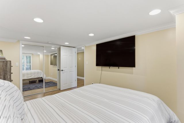 2800 Green Heron Blvd, Knoxville, TN 37938