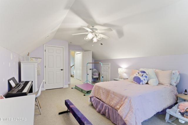 2800 Green Heron Blvd, Knoxville, TN 37938