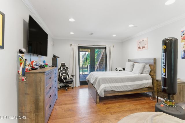 2800 Green Heron Blvd, Knoxville, TN 37938