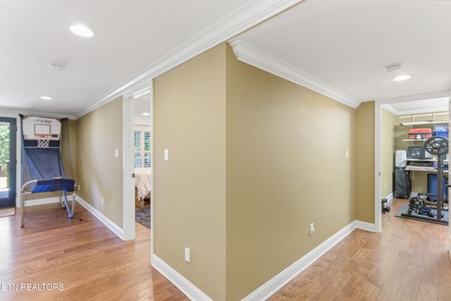 2800 Green Heron Blvd, Knoxville, TN 37938