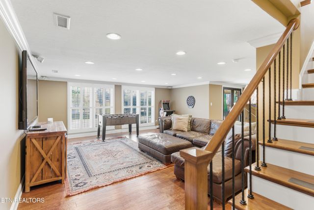 2800 Green Heron Blvd, Knoxville, TN 37938