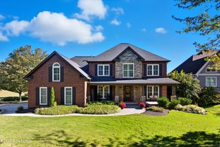 2800 Green Heron Blvd, Knoxville, TN 37938