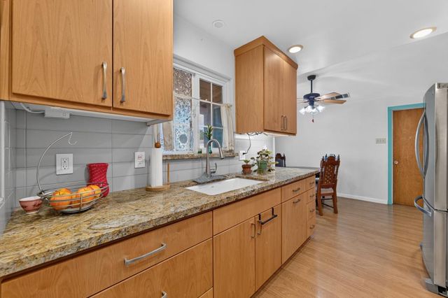 7056 Amherst St, Sacramento, CA 95822