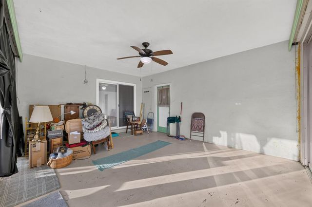 7056 Amherst St, Sacramento, CA 95822
