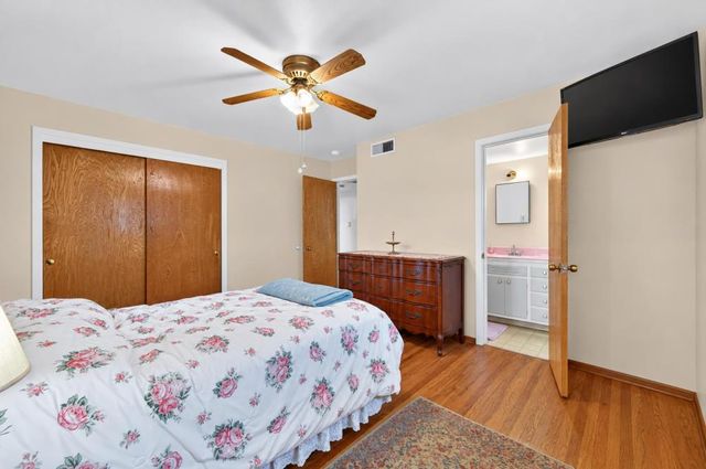 7056 Amherst St, Sacramento, CA 95822
