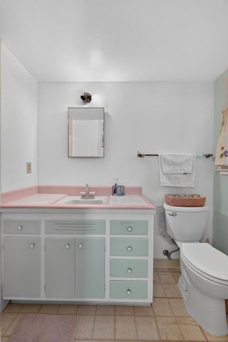 7056 Amherst St, Sacramento, CA 95822