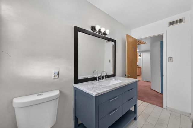 7056 Amherst St, Sacramento, CA 95822