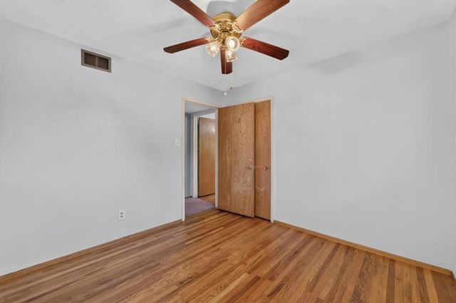 7056 Amherst St, Sacramento, CA 95822