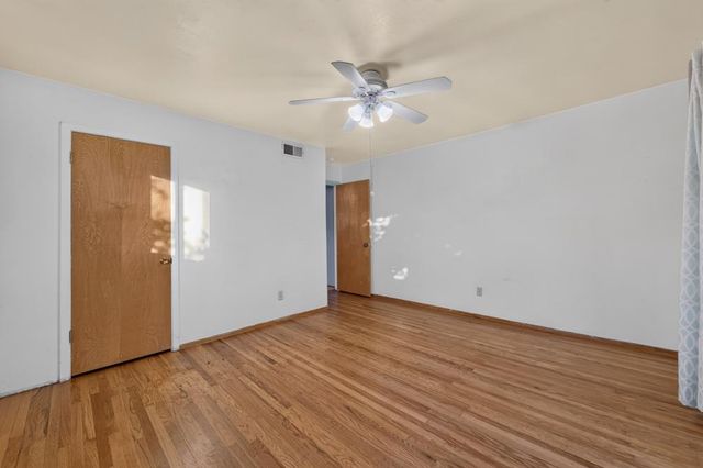 7056 Amherst St, Sacramento, CA 95822