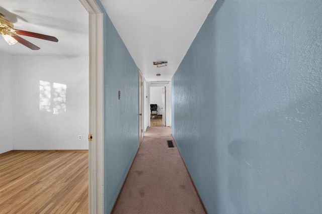 7056 Amherst St, Sacramento, CA 95822