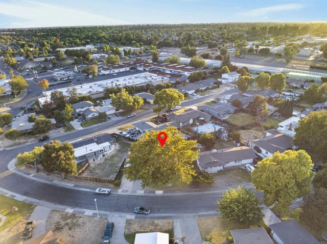 7056 Amherst St, Sacramento, CA 95822