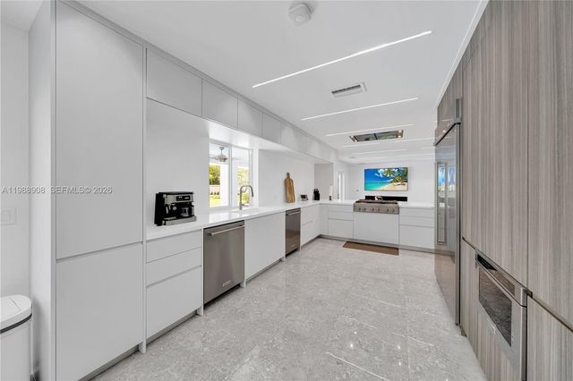 10705 SW 128th Terrace, Miami, FL 33176