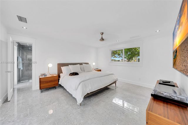 10705 SW 128th Terrace, Miami, FL 33176