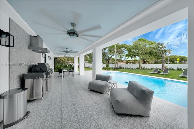10705 SW 128th Terrace, Miami, FL 33176