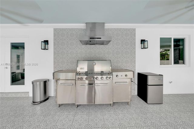 10705 SW 128th Terrace, Miami, FL 33176