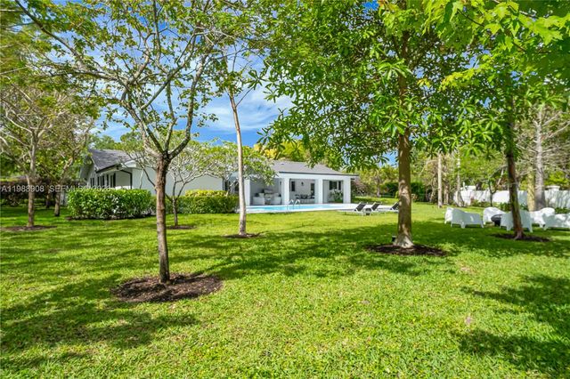 10705 SW 128th Terrace, Miami, FL 33176