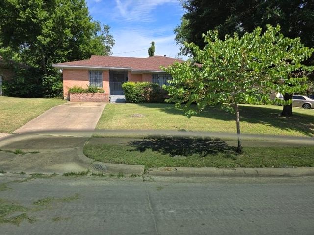 3916 Kushla Avenue, Dallas, TX 75216