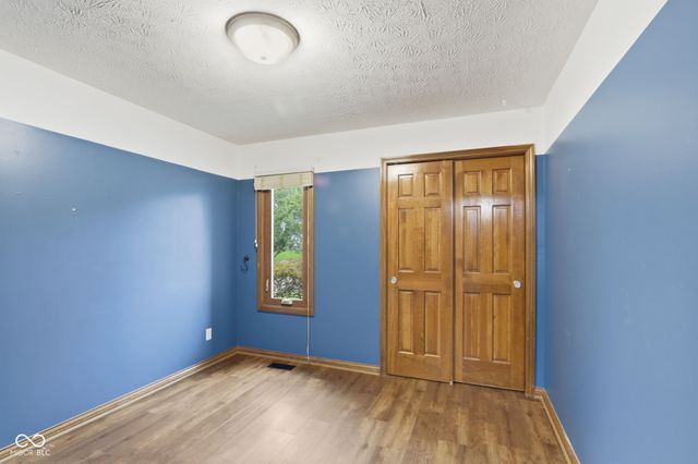 1007 Mount Vernon Court, Greenwood, IN 46142