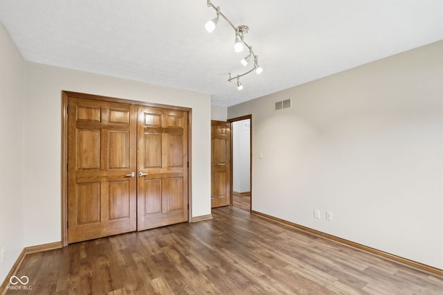 1007 Mount Vernon Court, Greenwood, IN 46142